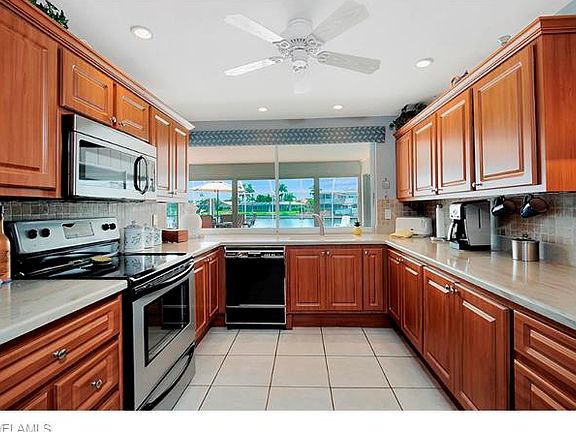 5th image of 111 SW 54th Ter