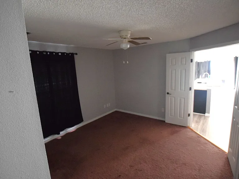 500 Lake Charles Dr — Photo 17
