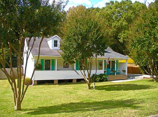 1802 Yarbrough Dr, Greensboro, NC 27405