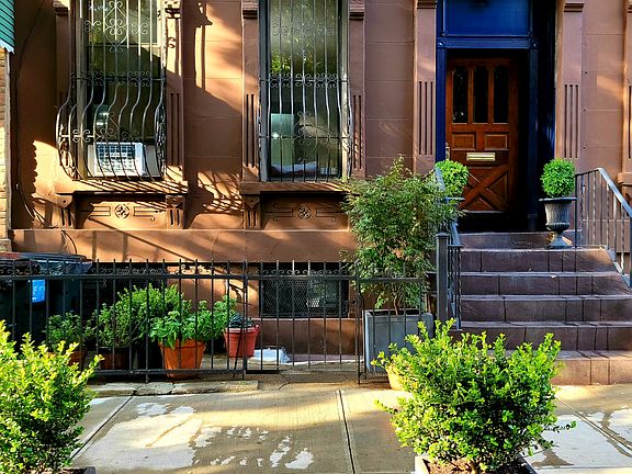 4th image of 573 10th St #1