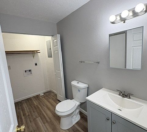4th image of 1028 Belle Valley Dr #6