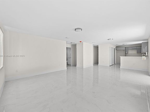 3rd image of 933 NW 50th St