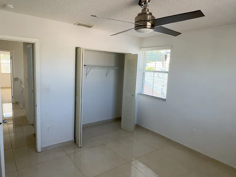 4021 SW 72nd Dr — Photo 33