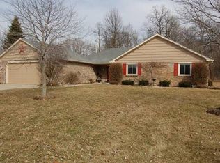 8782 Carriage Ln, Pendleton, IN 46064