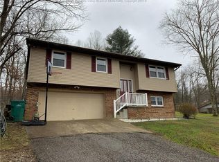 602 Harmons Br, Winfield, WV 25213