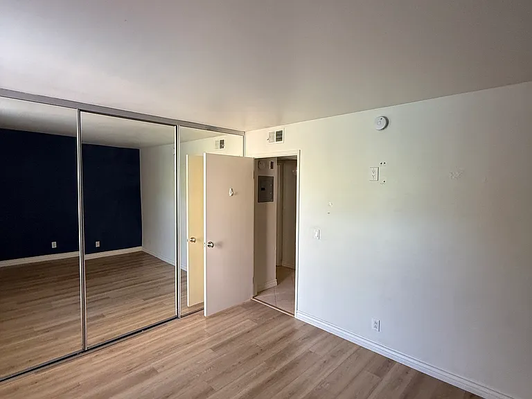 7826 Topanga Canyon Blvd #226 — Photo 28