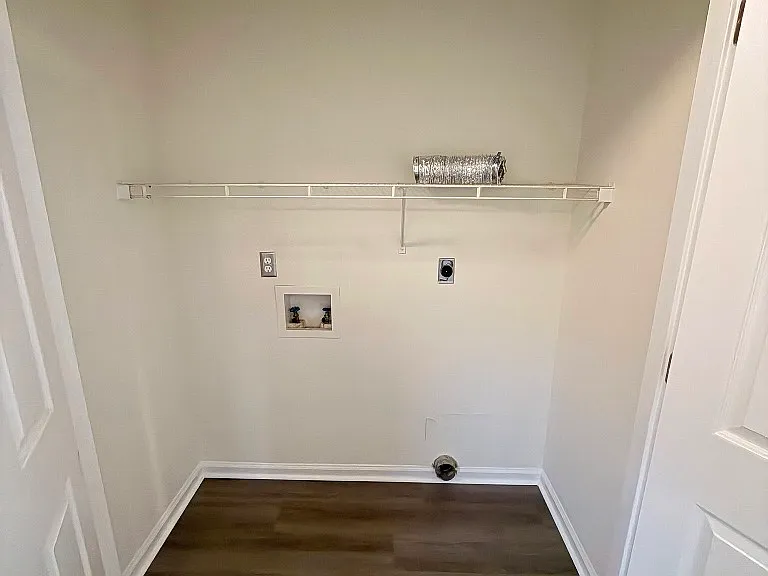104 Benin Ct #B — Photo 11