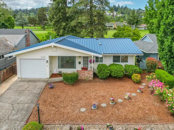 15935 SW Royalty Pkwy, King City, OR 97224