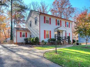 3940 Round Hill Dr, Chesterfield, VA 23832