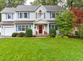246 Wilson Pl, Wyckoff, NJ 07481