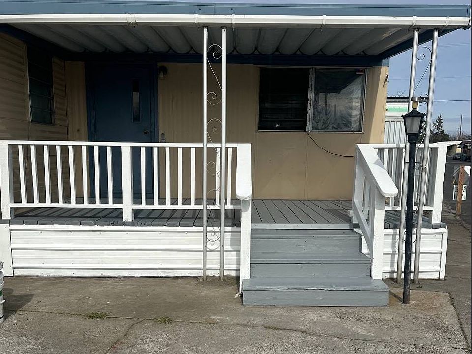 445 E Jennie Ave Hermiston OR Zillow