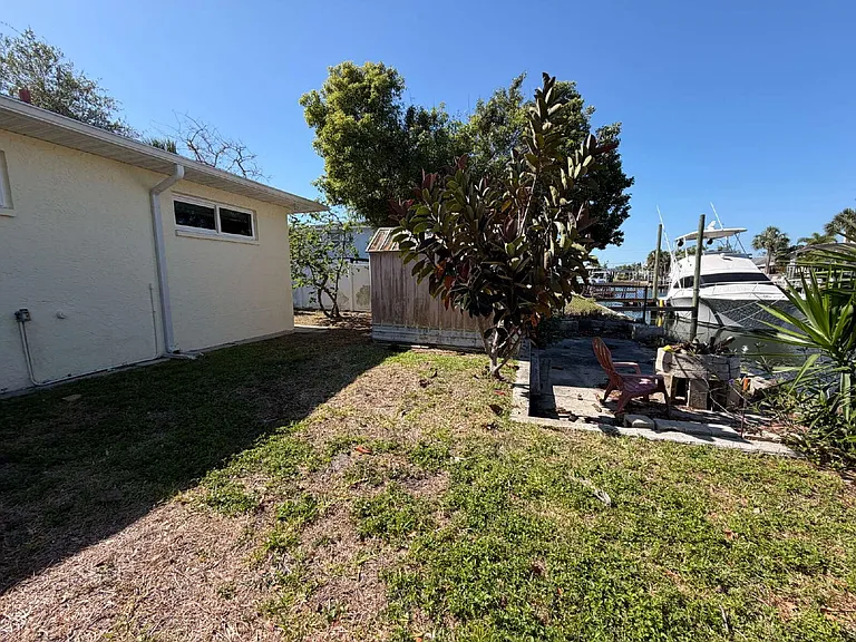 13815 San Juan Ave — Photo 35