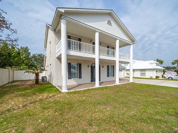 4th image of 1 Blue Crab Ln