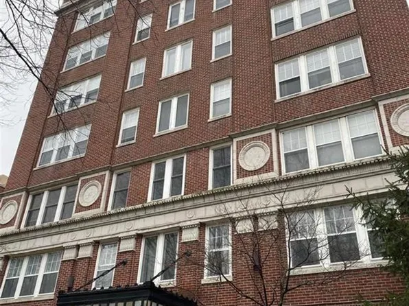 5330 Pershing Ave, Saint Louis, MO