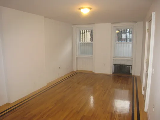 Rented by Alta Real Estate | media 54