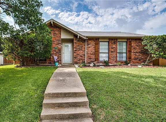 2nd image of 5021 Watkins Cir