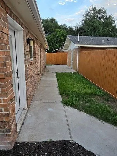3309 Sunbeam St — Photo 40