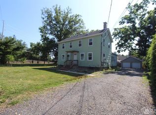 2 Maple Ave, Plainsboro, NJ 08536