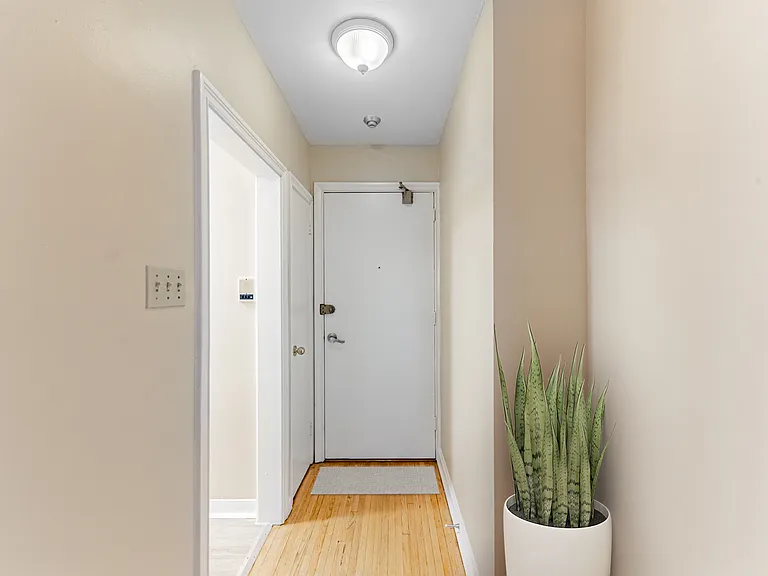 26 Saranac Blvd #32-1 — Photo 5