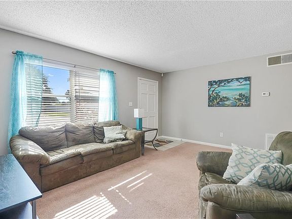 3rd image of 7255 Blair Dr