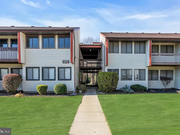9 Avon Dr #A, Hightstown, NJ 08520