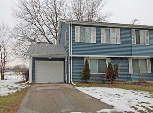 1216 Andover Cir, Aurora, IL 60504