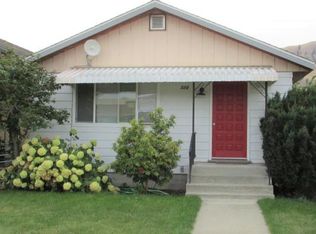 320 E Johnson Ave, Chelan, WA 98816