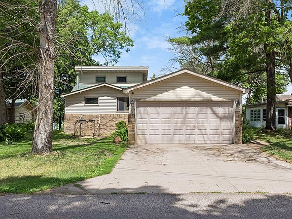 4th image of 22702 E Martin Lake Dr NE