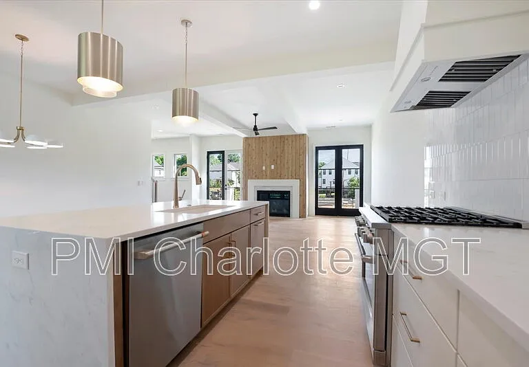 428 Dover Ave — Photo 19