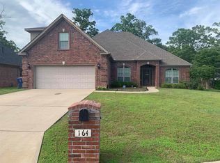 164 Marseille Dr, Maumelle, AR 72113