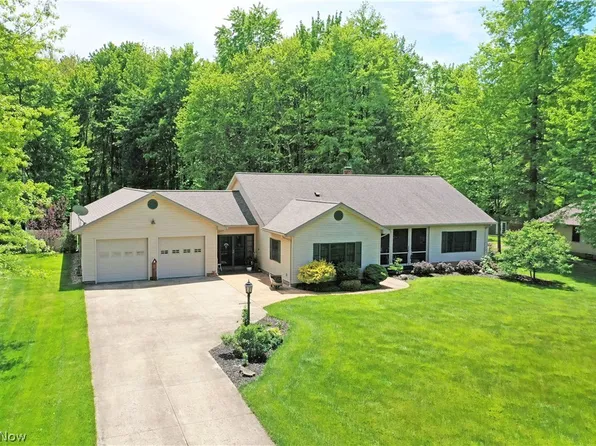 4955 Turkey Run Rd, Vienna, OH 44473