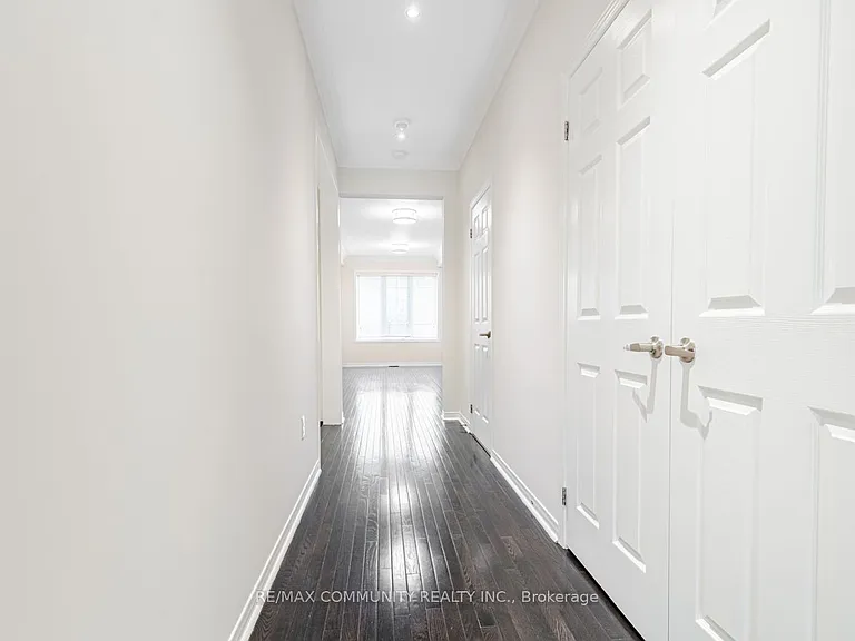9 Twinflower Ct — Photo 4