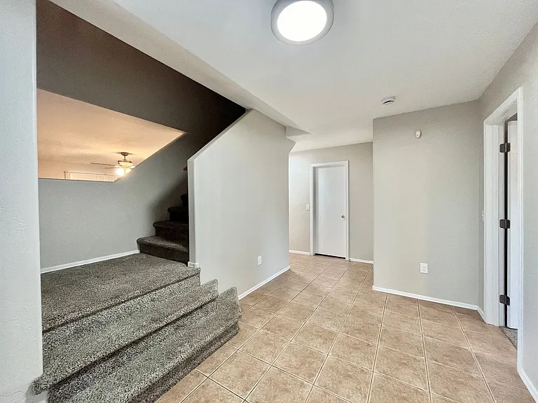7253 W State Ave — Photo 3