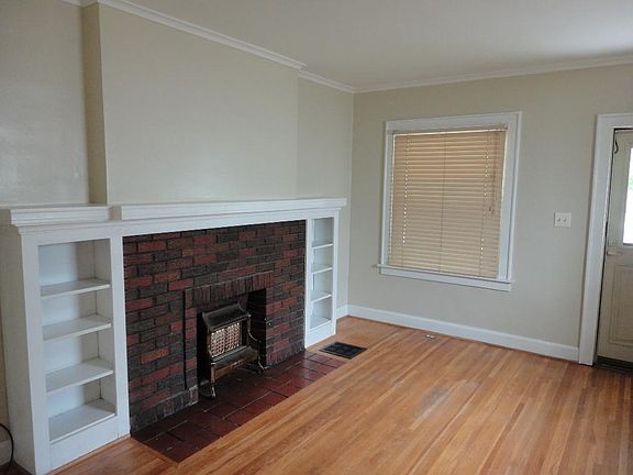 2nd image of 891 Northwest Blvd