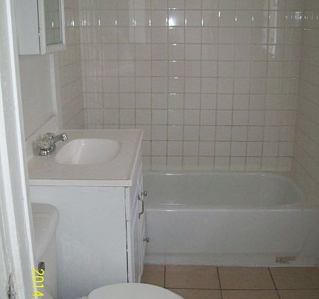 2nd image of 810 6th Ave N