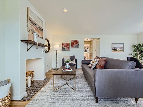 5th image of 5018 42nd Ave S