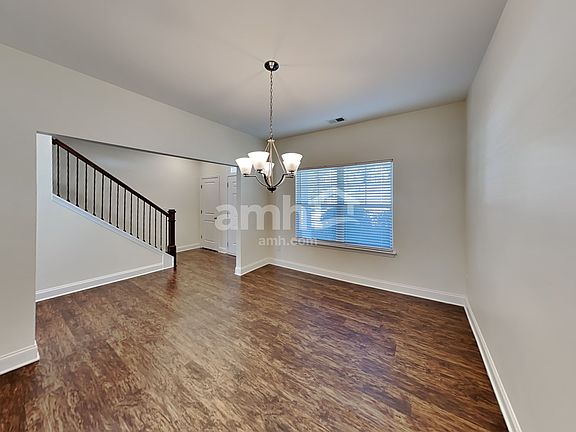 4th image of 3588 Okelly Dr