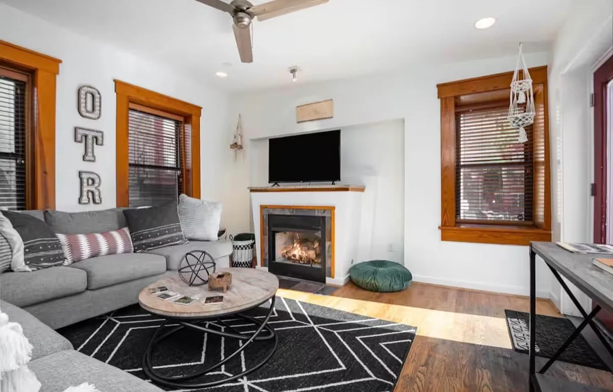 1 bed, $2,500 — Photo 3