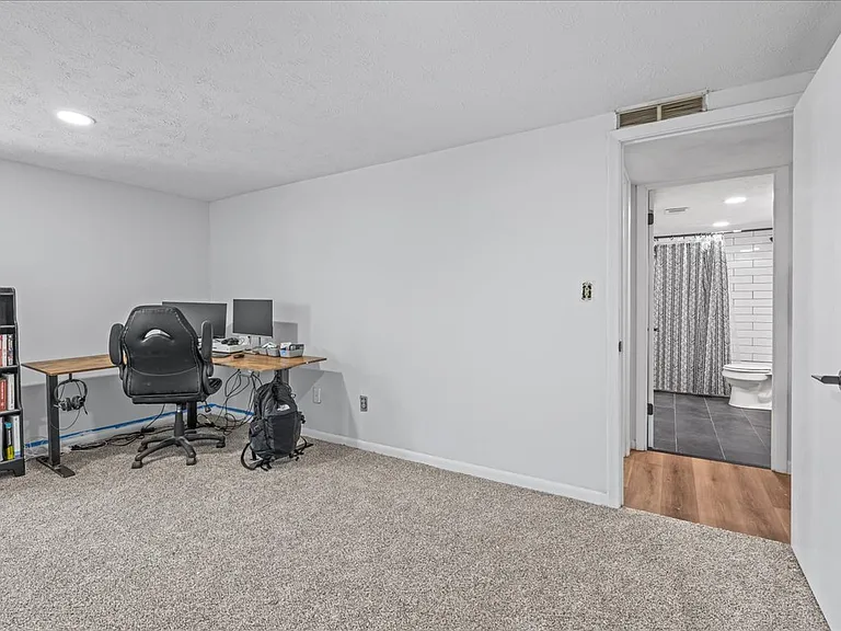 120 S 38th Ave #36 — Photo 9