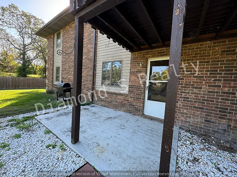 Fogle Apartments — Photo 17