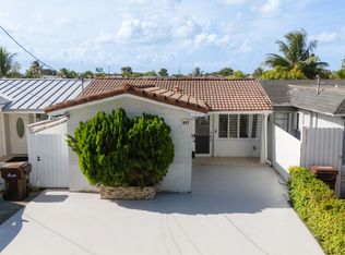 847 W 77th St, Hialeah, FL 33014