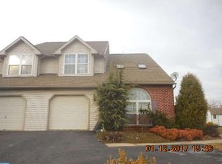 106 Michigan Dr, Sinking Spring, PA 19608