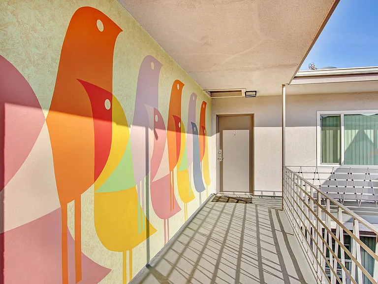Twin Palms — Photo 25