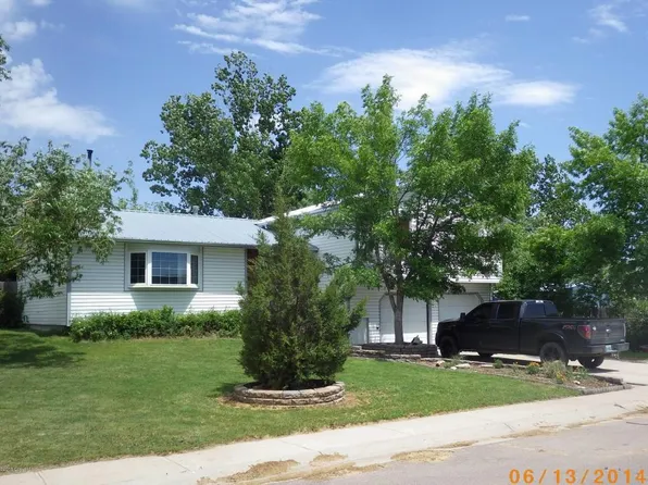 6503 Irving Blvd, Gillette, WY 82718