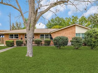 4162 Lemac Dr, Houston, TX 77025