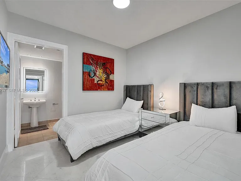 1830 S Ocean Dr #1502 — Photo 27