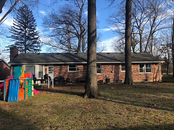 3rd image of 3356 Golfside Rd
