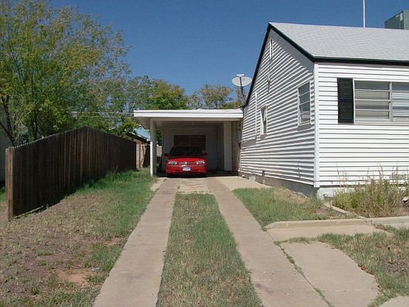 3rd image of 218 Monticello Dr