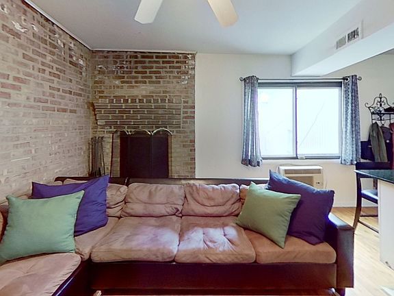 2nd image of 2632 N Mildred Ave #64d893aff