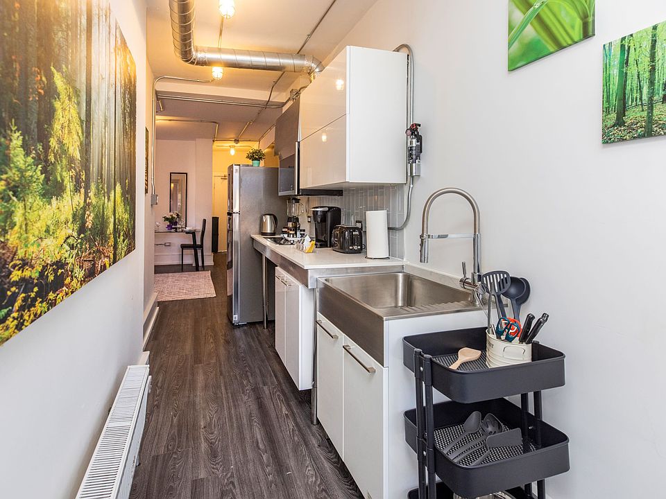 1st image of 257 York St #9